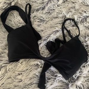 Billabong bikini top